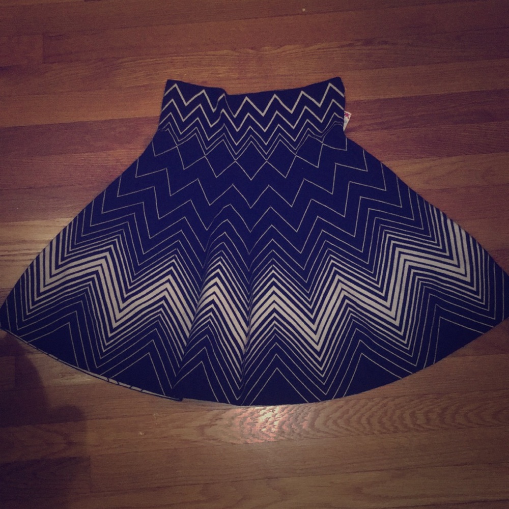 Max Studio sweater skirt